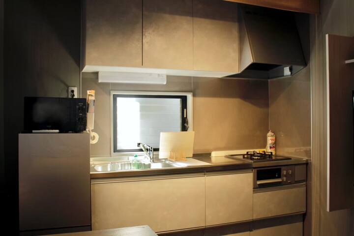 渋谷駅徒歩8分｜デザイナーズ1棟貸し｜日本スタイル｜最大8名｜Wi-Fi｜専用浴室｜専用キッチン gallery image 4