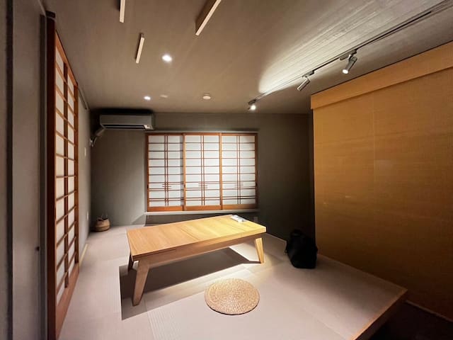 渋谷駅徒歩8分｜デザイナーズ1棟貸し｜日本スタイル｜最大8名｜Wi-Fi｜専用浴室｜専用キッチン