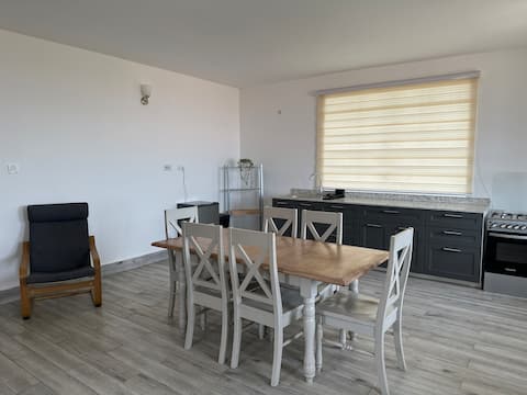 Yulie House Apt. 2