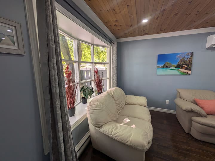 Cozy Cottage By The Beach - Port Elgin