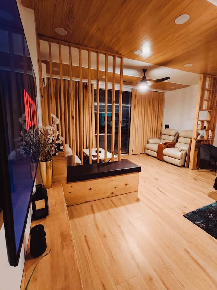 Luxurious & private Rooftop Penthouse