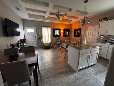 Successful Airbnb property: Feels like home! in Mc Allen / Edinburg