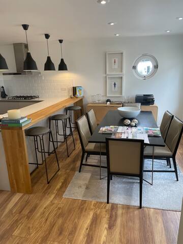 Harrods is your corner Shop… gallery image 3