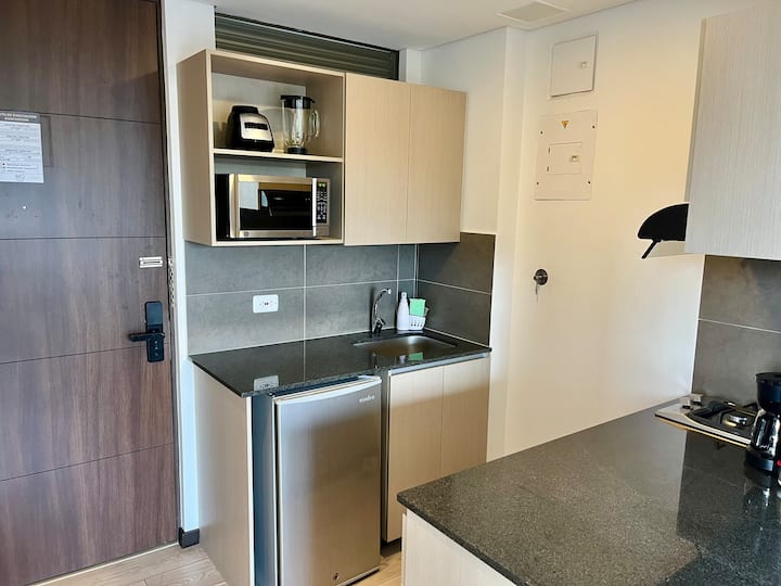 A/c-10-min To Airport Studio, Jacuzzi, Pool,gym - Rionegro
