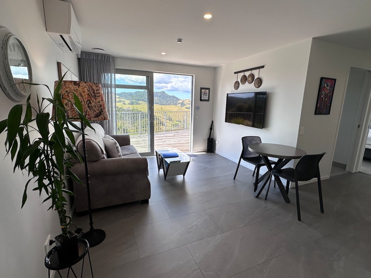Top performing Airbnb: Paradise Views in Whitianga