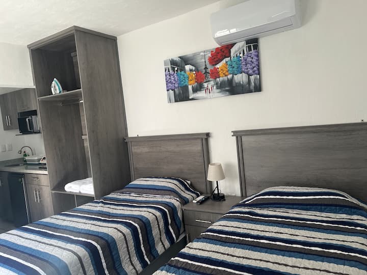 2-bed Studio For Coworkers  Civil Hospital Area - Guadalajara