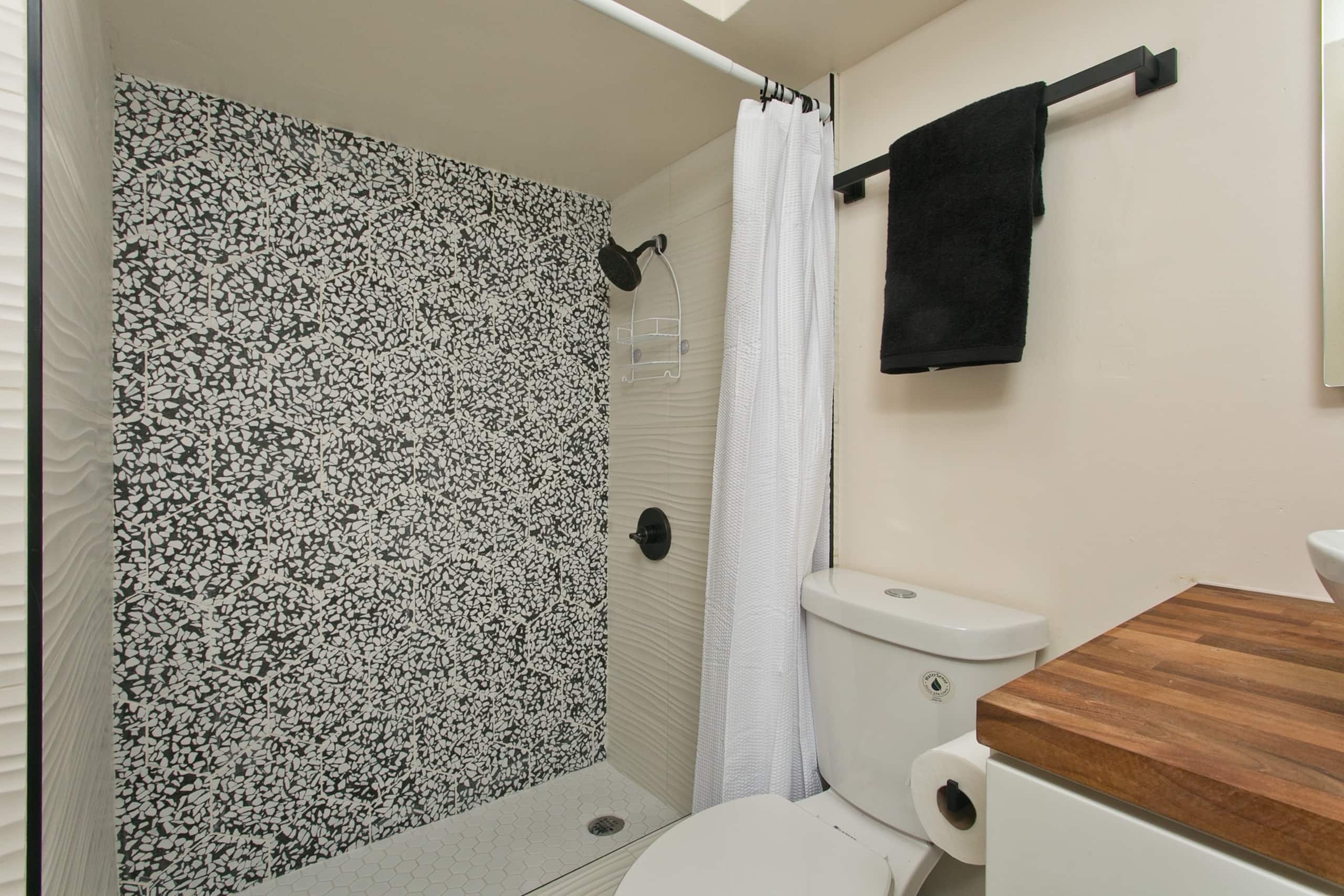 Island Escape Studio, Newly Renovated, AC - Image 15