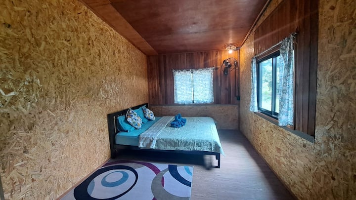 Big Hug Home-boat House 3 - Ko Yao Yai