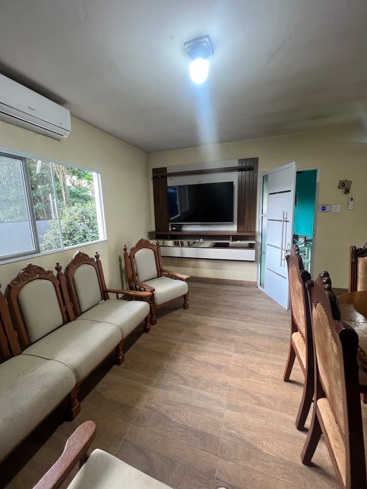 غرفة المعيشة