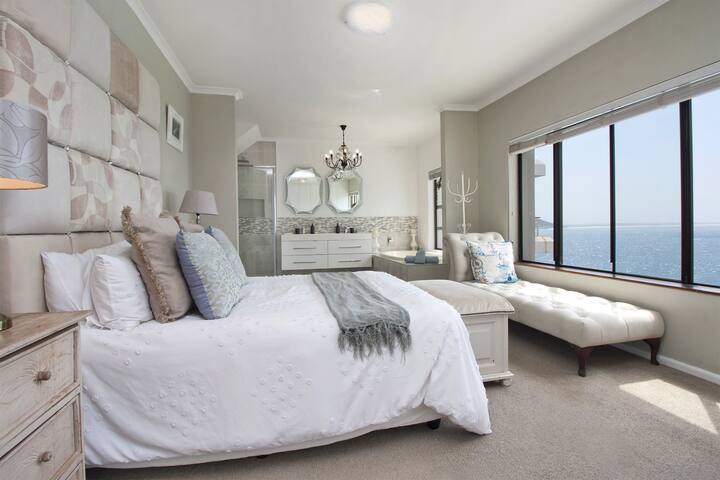 ‘Hoeked’ on the view gallery image 5