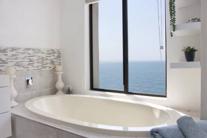 ‘Hoeked’ on the view gallery image 4