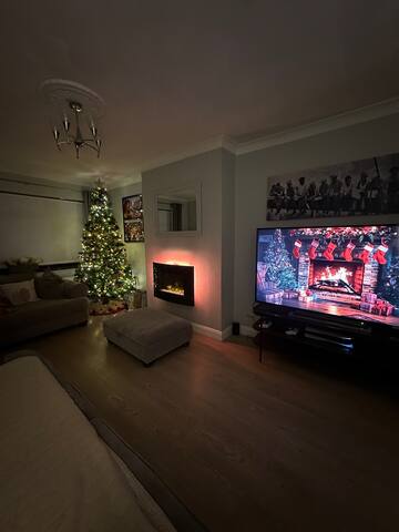 Full Home in Santry, D9, 7 min drive to Airport