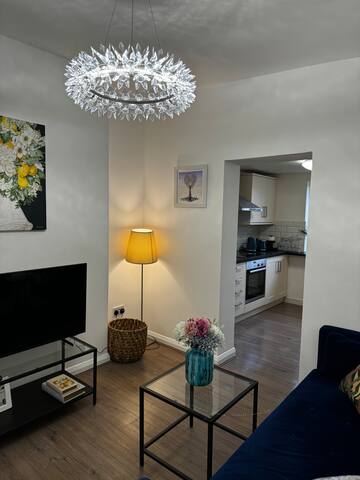 Flat in Camden gallery image 5