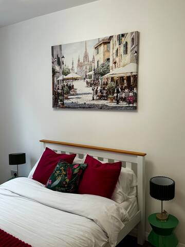 Flat in Camden gallery image 4