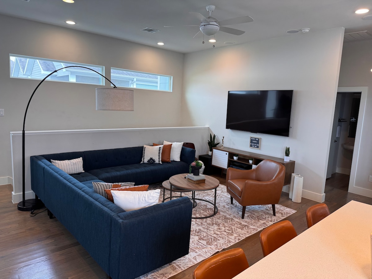 Popular Airbnb listing: 3BR Retreat | Close to NRG & Downtown | 12 Guests in Greater Fifth Ward