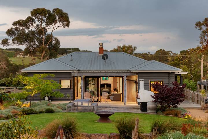 Pt Leo Beach – Farm House (Pool/Spa walk to beach)