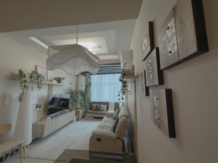 Cozy Modern 2br In Upscale Bgc - Philippines