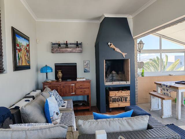 Ocean Vista Retreat gallery image 2