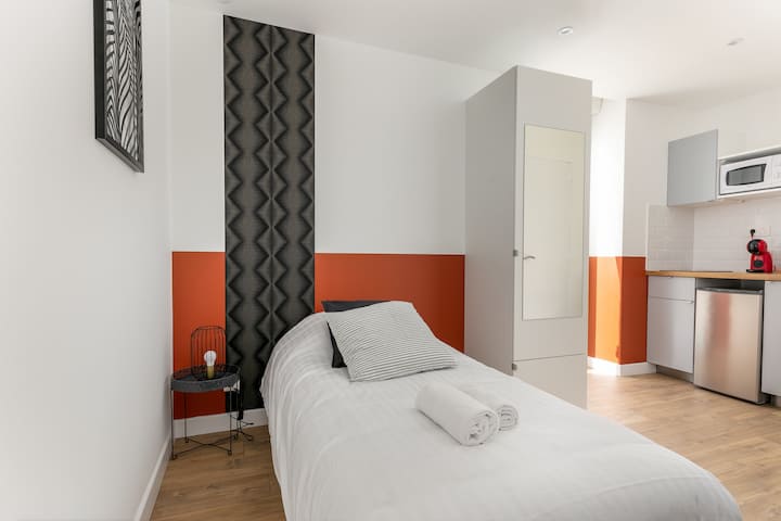 Limestra / Studio 1 Pers /Terrasse/ Massillon - Brest