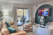 Indoor Pool/Bunk/2 King/Arcade/Foosball/Hot tub! - Apartment