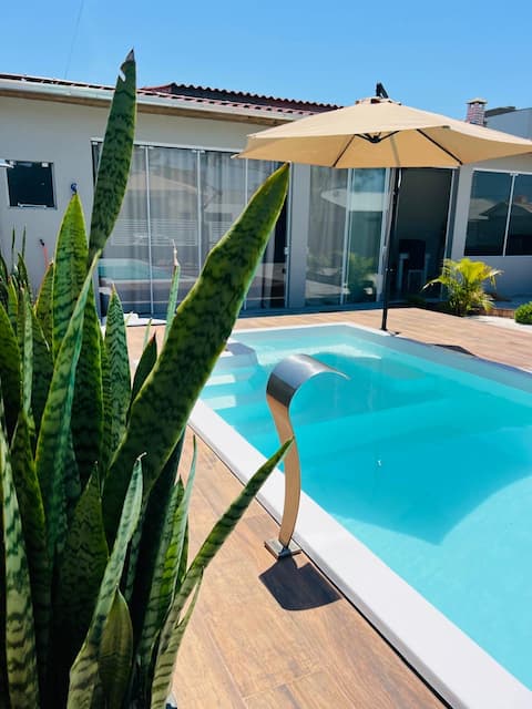 House with heated pool 700 meters from the sea Bellatorres