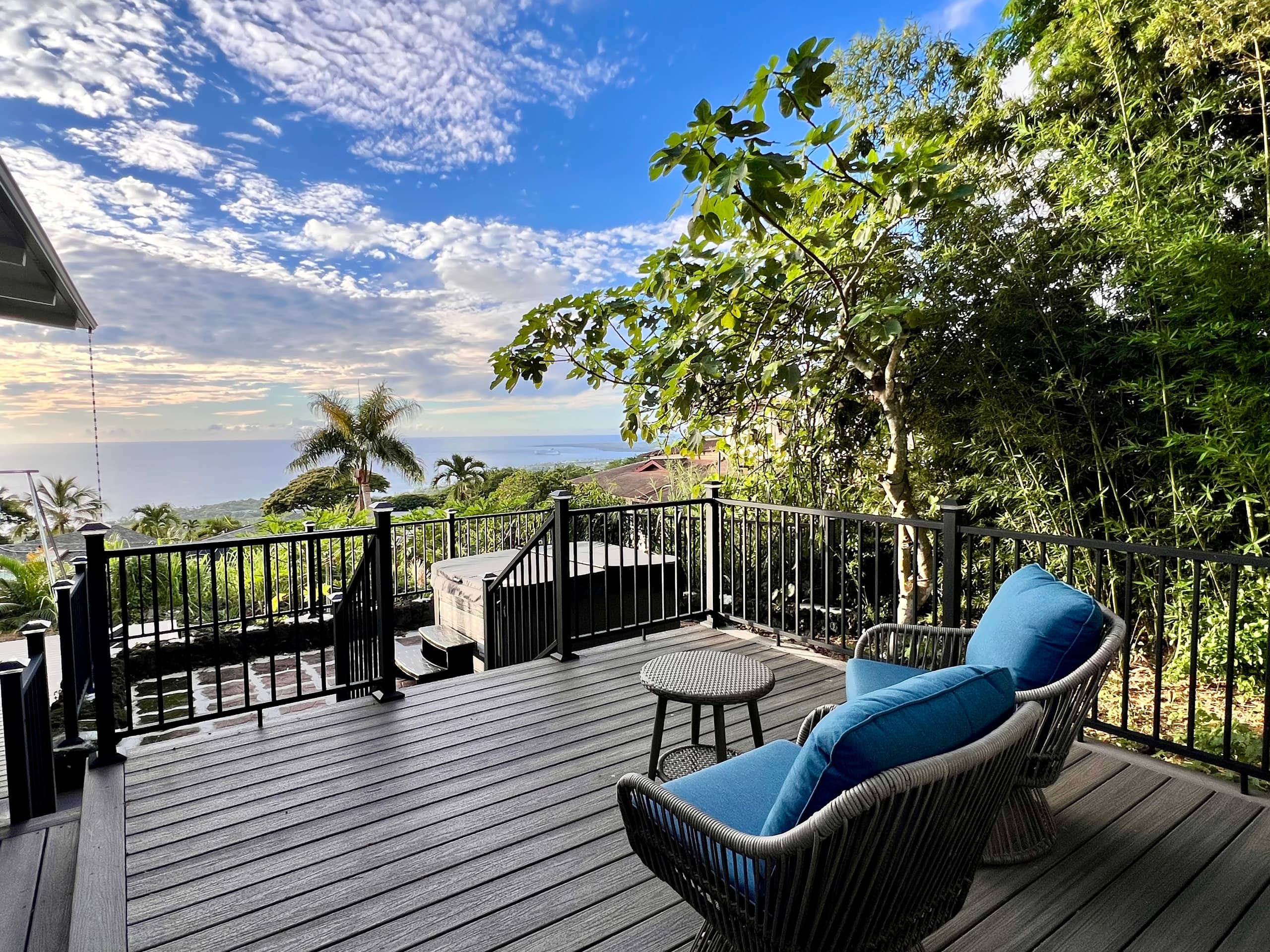 Home in Kailua-Kona · ★4.99 · 2 bedrooms · 4 beds · 2.5 baths - Image 53