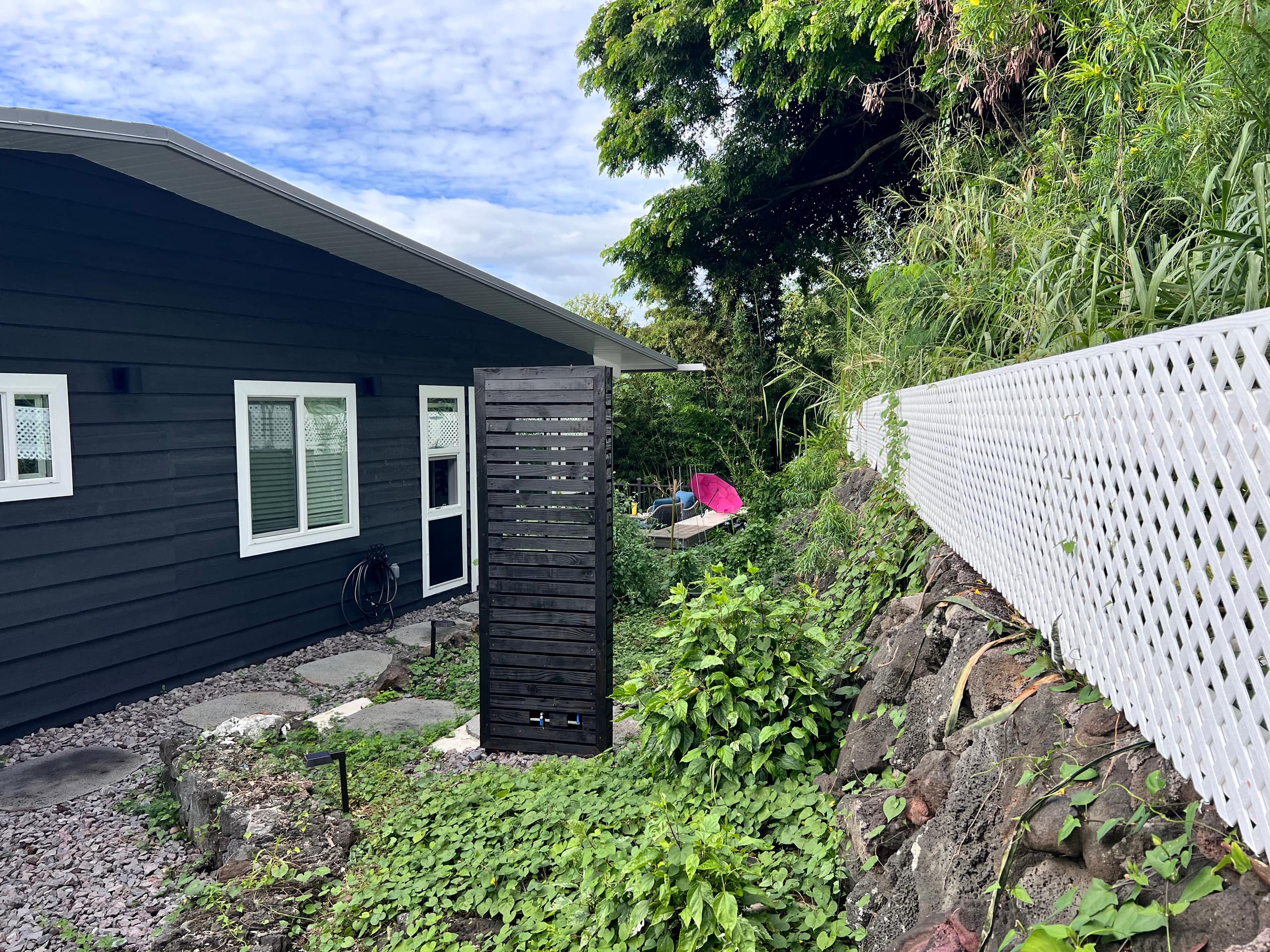 Home in Kailua-Kona · ★4.99 · 2 bedrooms · 4 beds · 2.5 baths - Image 74