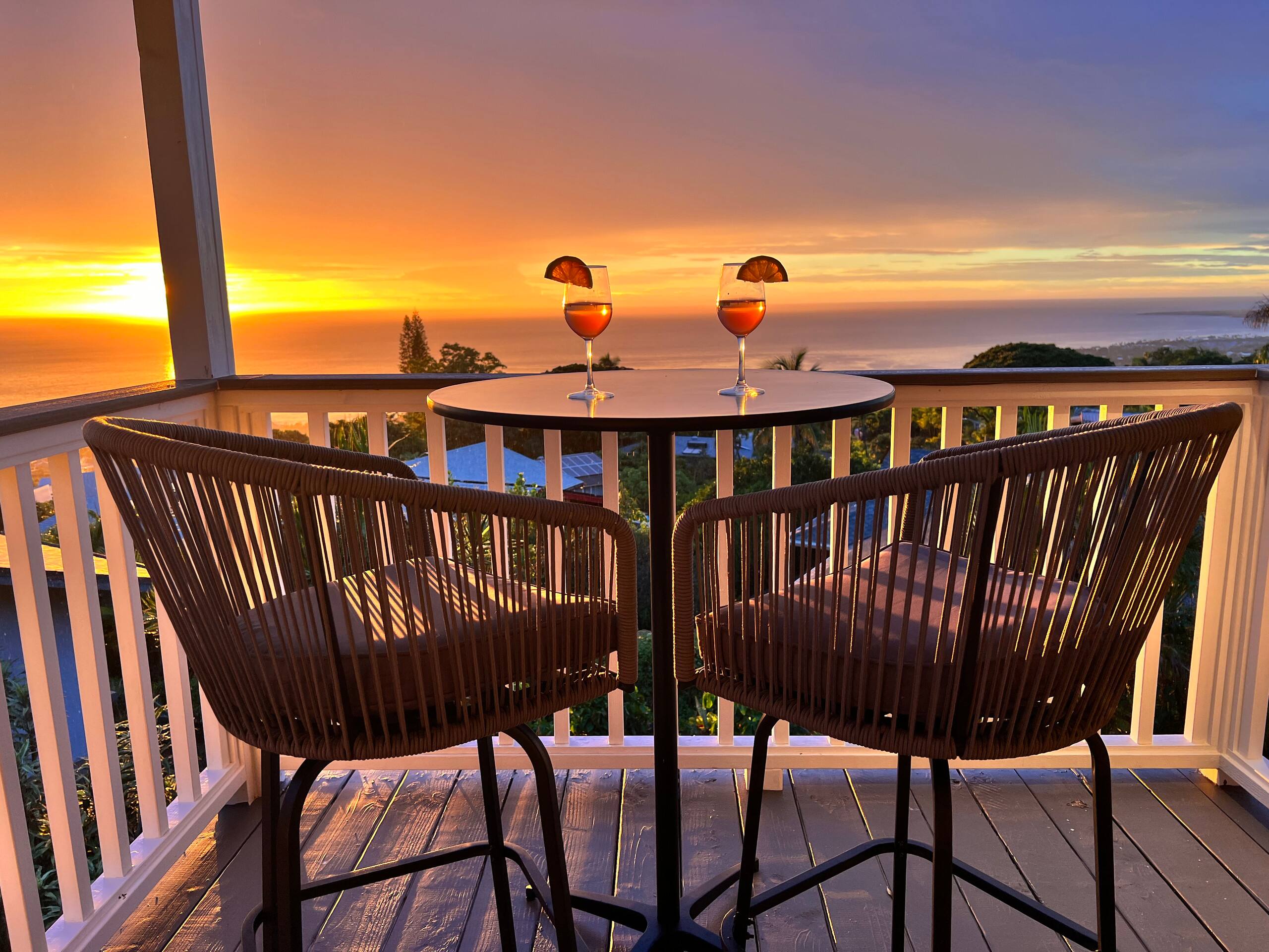 Home in Kailua-Kona · ★4.99 · 2 bedrooms · 4 beds · 2.5 baths - Image 71