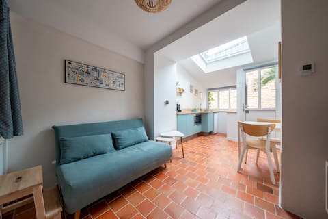 Successful Airbnb property: Charming studio on the banks of the Loire in Rezé