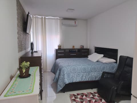Popular Airbnb listing: Urban oasis in República