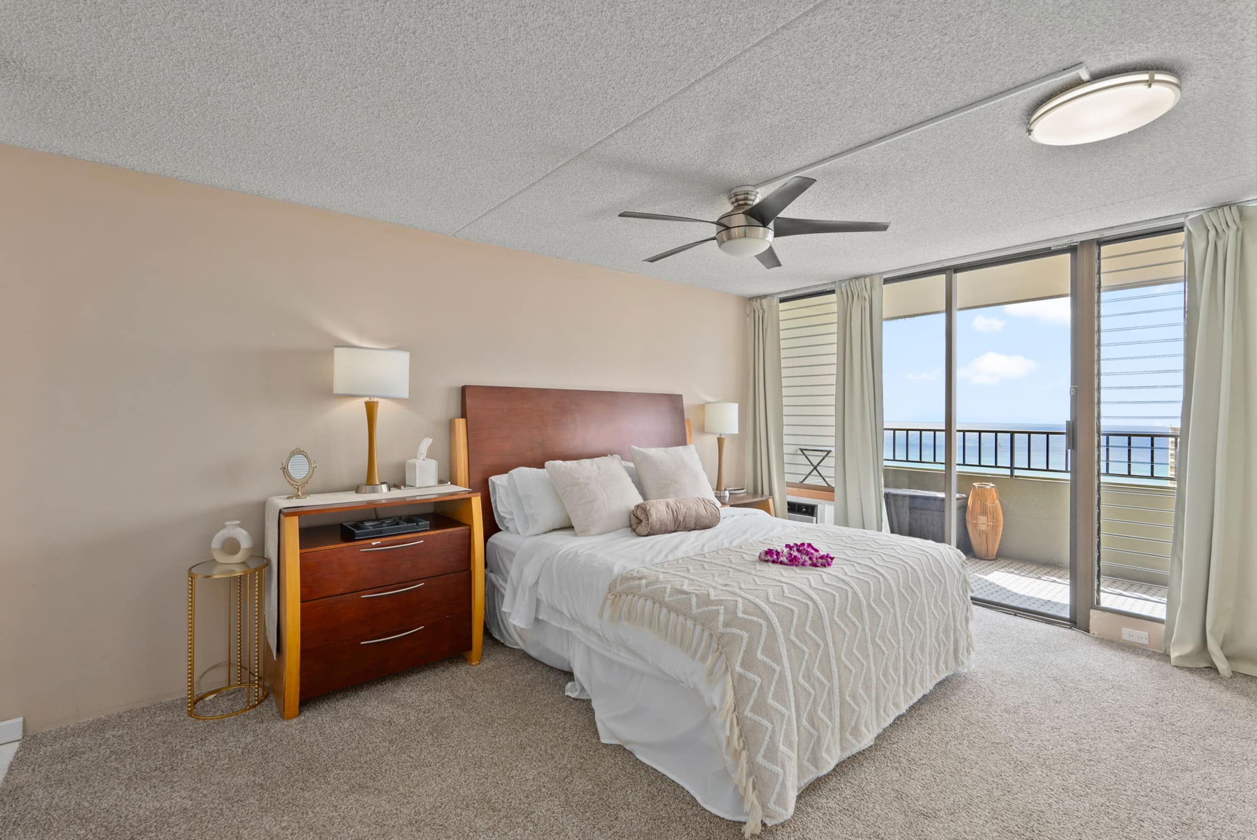 OHANA Luxury Suite - Photo 17