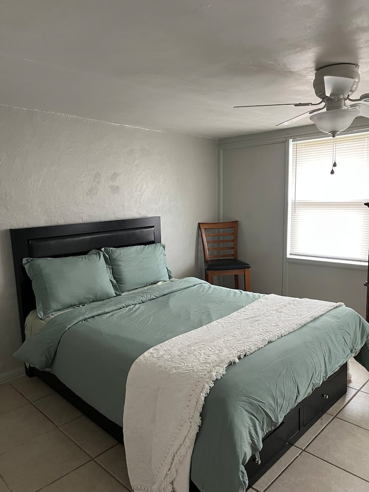 غرفة النوم 1