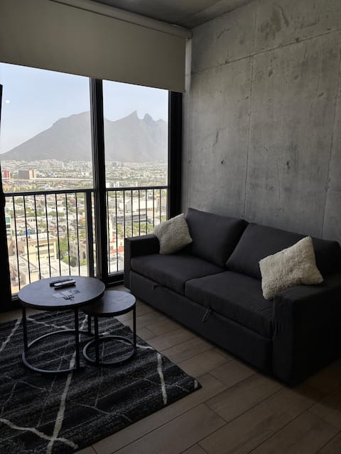 Top Airbnb: Neighborhood W in Monterrey