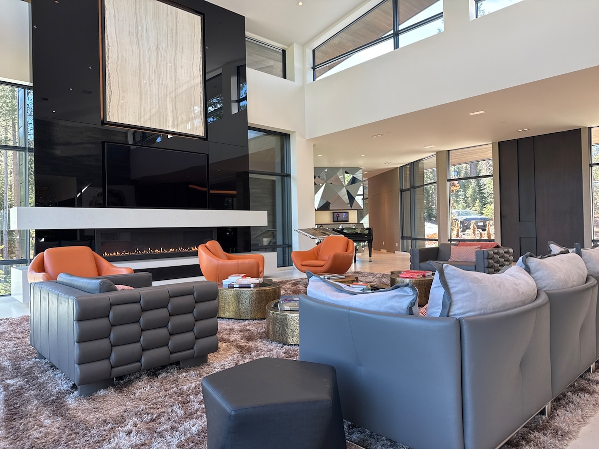 Gorgeous Lake Tahoe Private Estate