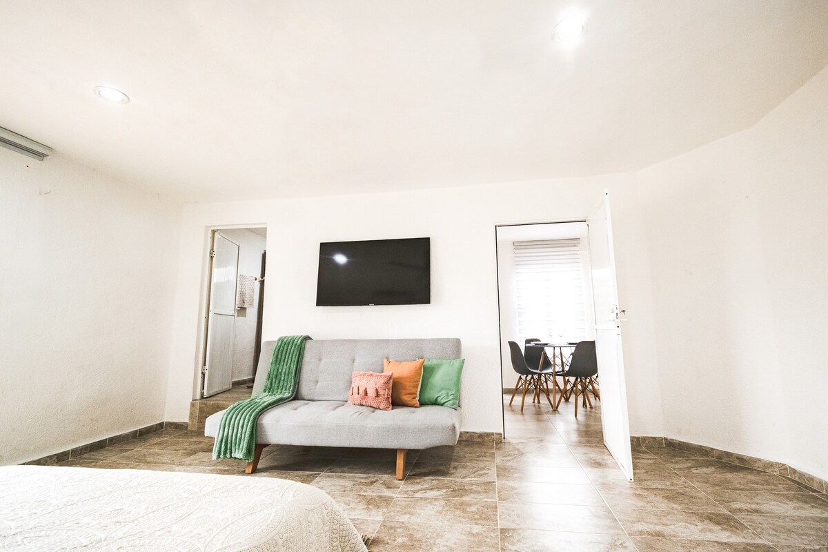 Anuncio de Airbnb popular: BrisaVerde ORIGIN / Sustainable Grill Laundry Downtown en Supermanzana 6