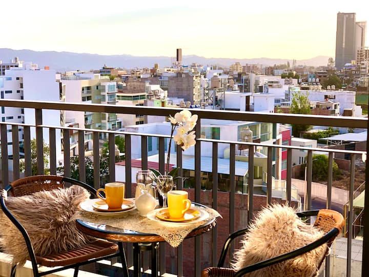 Fascinating apartment! View of AQP/Volcano