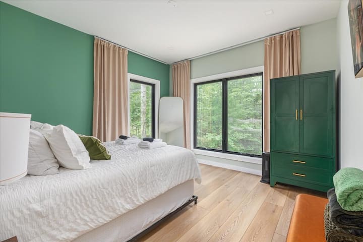 Shenandoah Nest Escape | Luxury Modern Cabin Near Bryce Resort, Lake Laura & Wineries