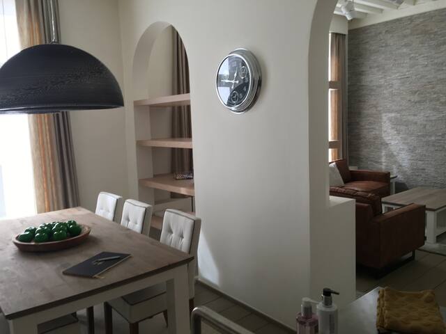 Y & L Villa Antwerp gallery image 4