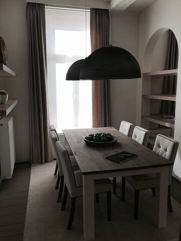 Y & L Villa Antwerp gallery image 5