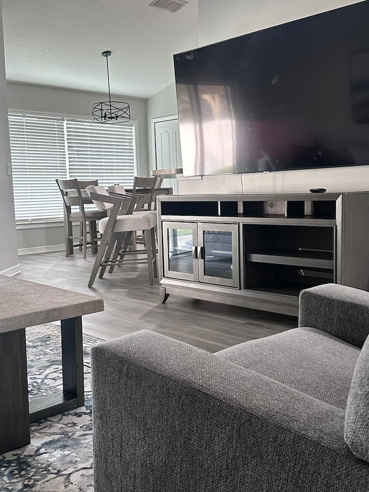 Home Away From Home (Orlando Area) - Clermont, FL
