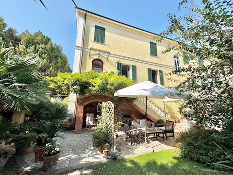 Villa storica I Giardino | Mare 5 min | 6 ospiti