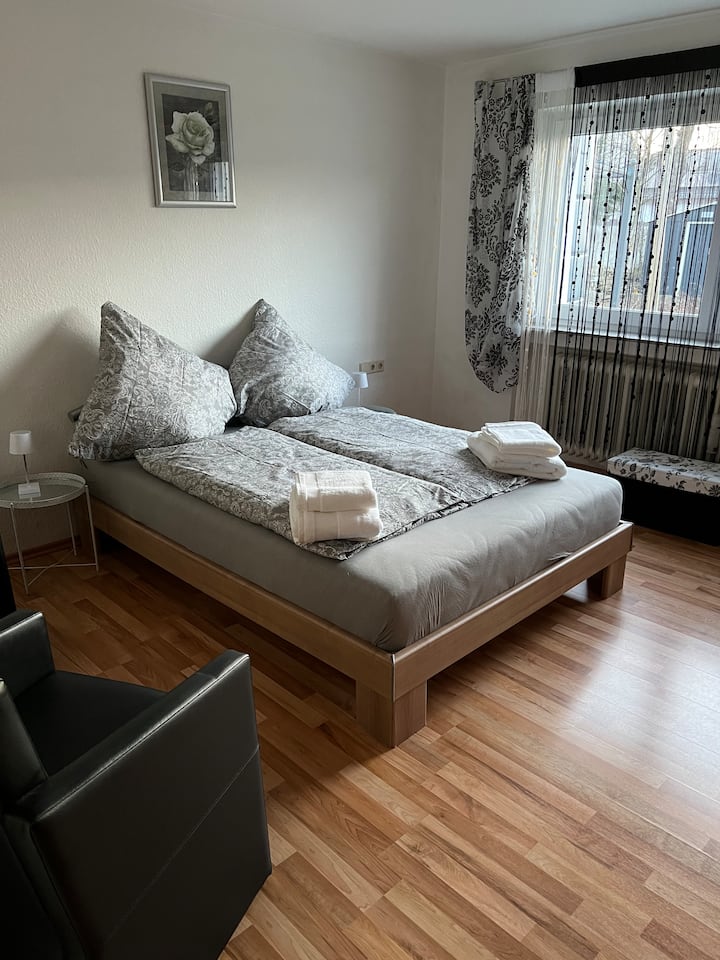 Брачна големина (140 x 200 см)