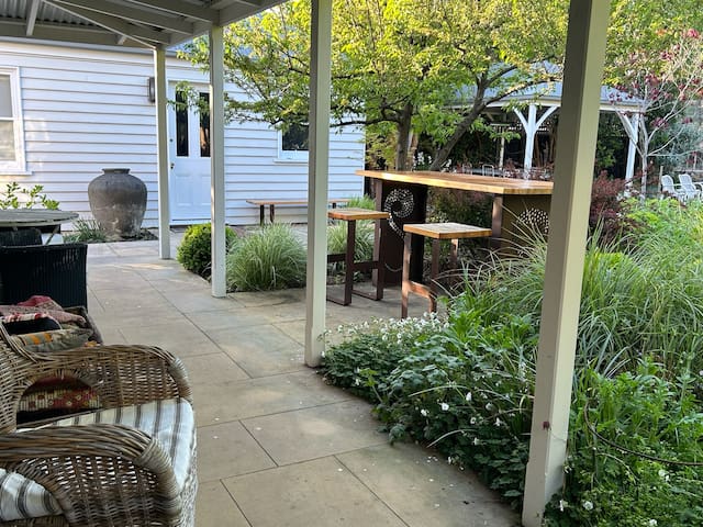 Battery Point Garden House