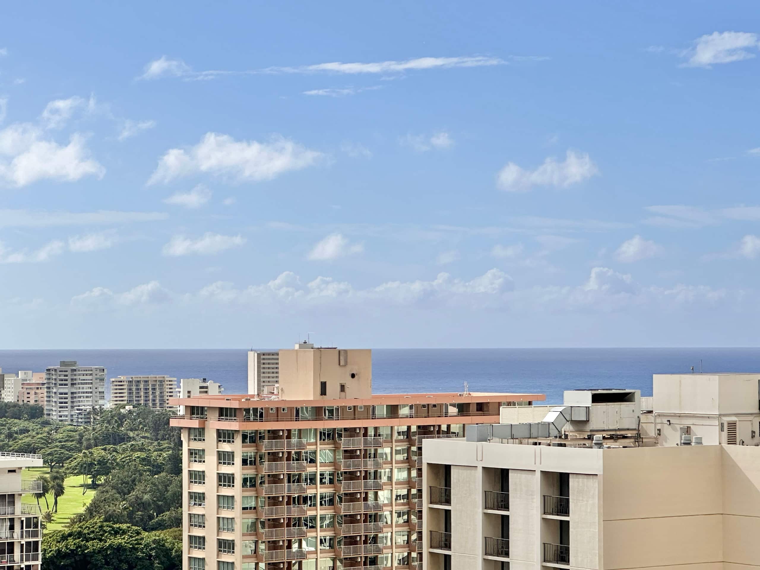 NEW Waikiki Banyan Ocean and Diamond Head View - Image 16
