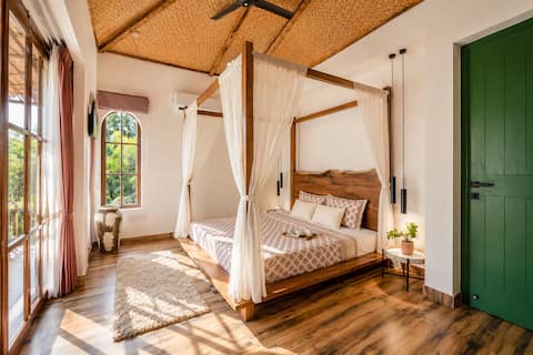 Pvt Pool Villa|Nr.Calangute Beach |Lazy Daze Stays