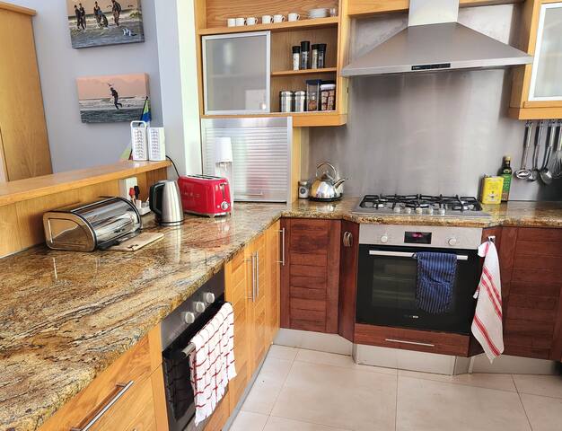 Bay Vista Spectacular gallery image 4