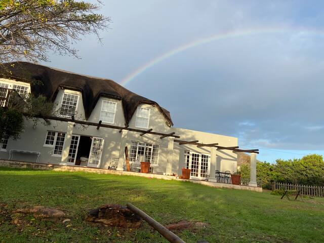 Stoneyridge Manor gallery image 2