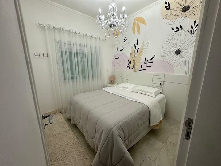 ห้องนอนชั้นล่าง