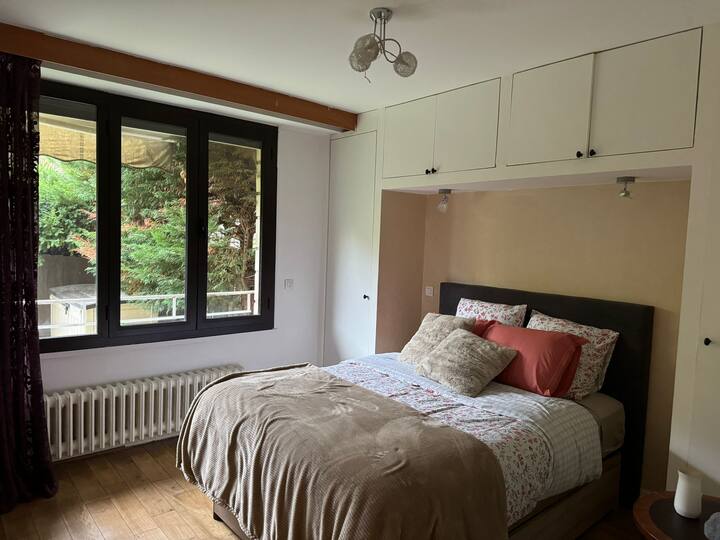 საძინებელი 1