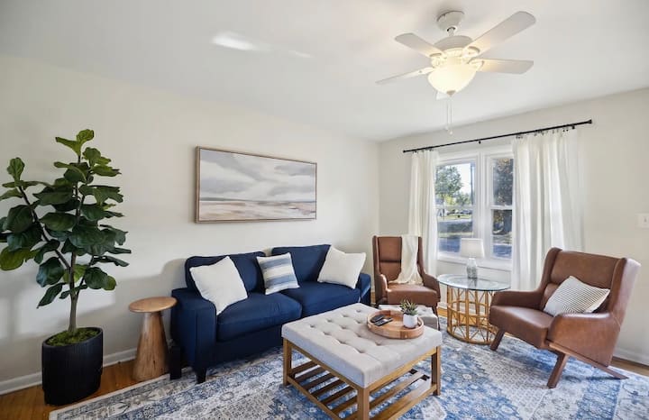 Buckroe Beach Bungalow - Hampton, VA